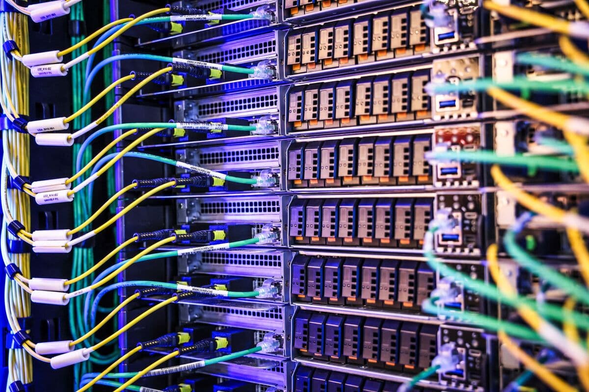 AI's Trillion-Dollar Debt Trap: The Century-Old Secret of the Hidden Market Revealed