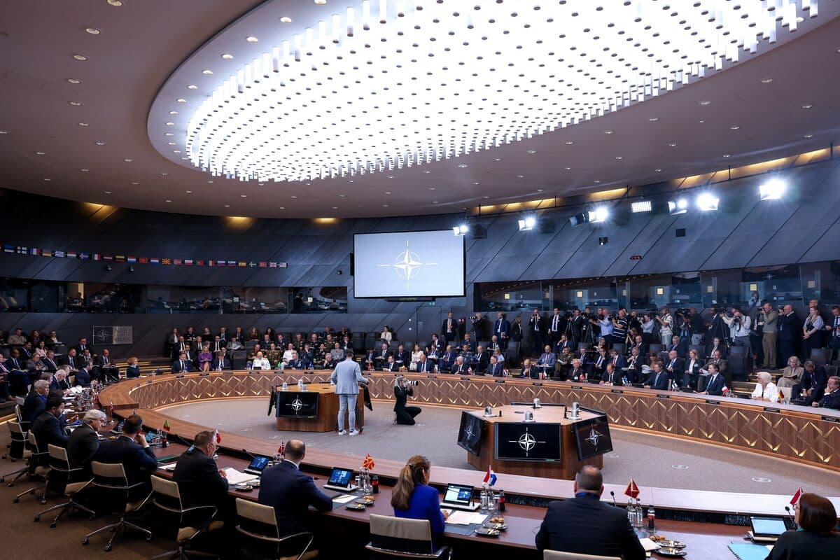 NATO'da Bir Dönüşüm: Avrupa, ABD'yı Geri Planlayacak