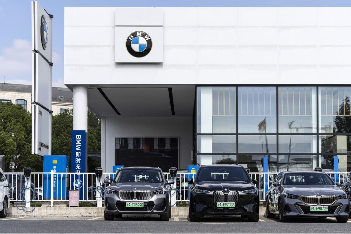 BMW'nin Çin'deki Araba Satışları %30 Düştü