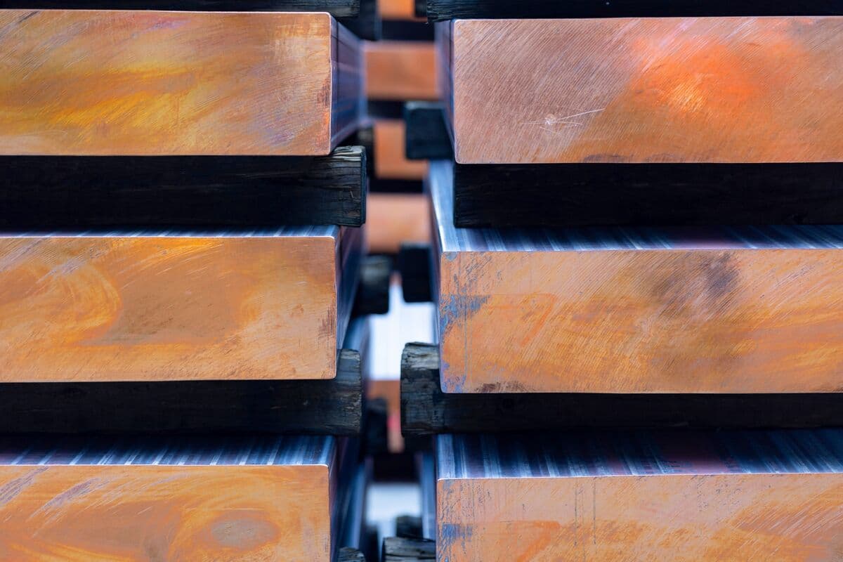 Copper Heads for Weekly Gain as Traders Look Past Iran Flare-Up