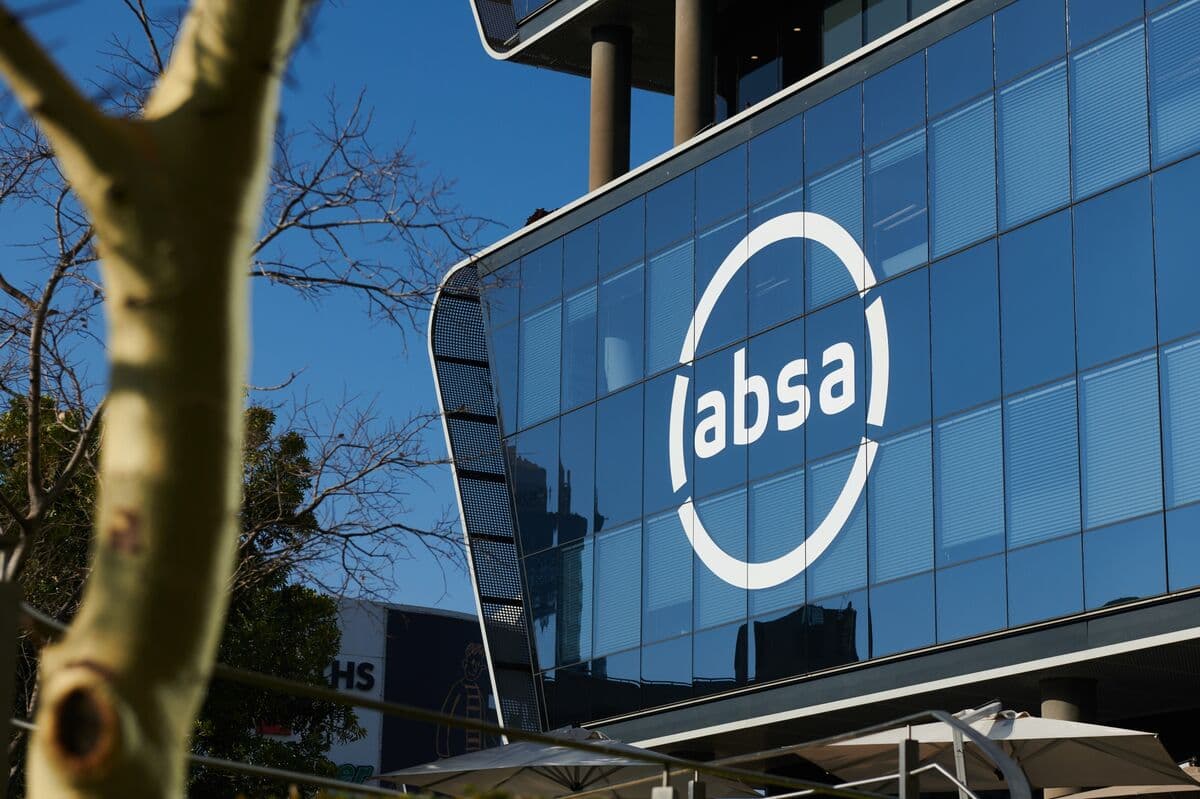 Güney Afrika'nın Absa'sı Analistlerin Cautious Olmasına Rağmen Daha Derin bir Düşüş Yaşıyor