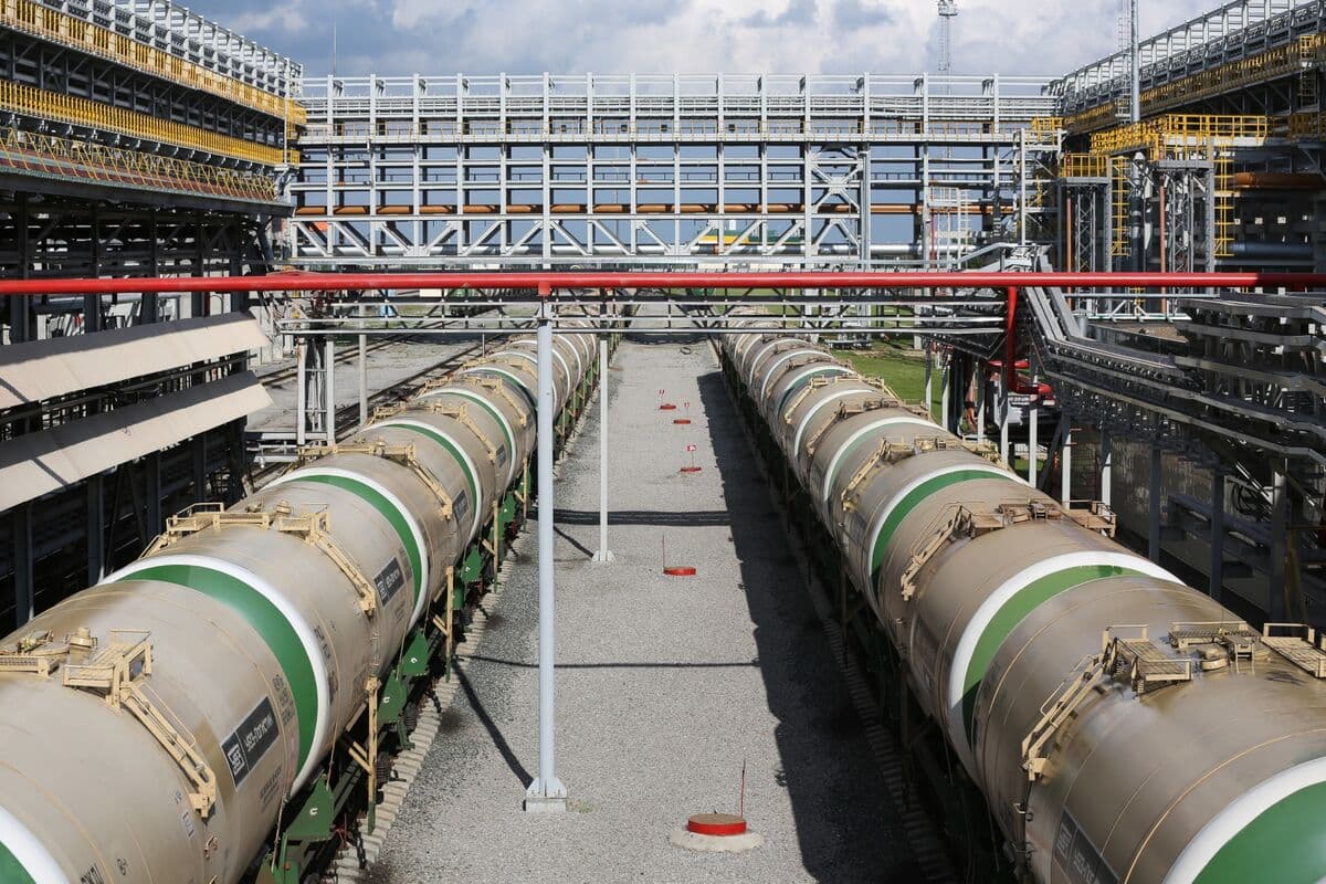 Rusya'nın Dizel İhracat Yasağı: Küresel Enerji Piyasalarına Etkisi
