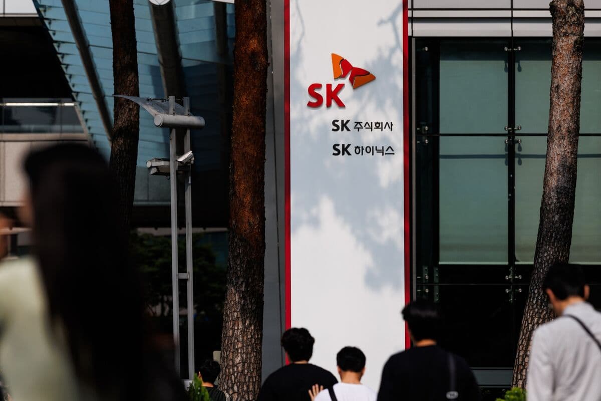 SK Hynix to Price US Share Offering at $149 Apiece