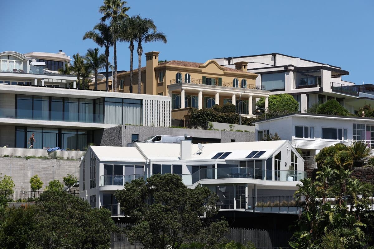 War Threat Shaking the World Hits Home Prices: Biggest Drop in 3 Years!