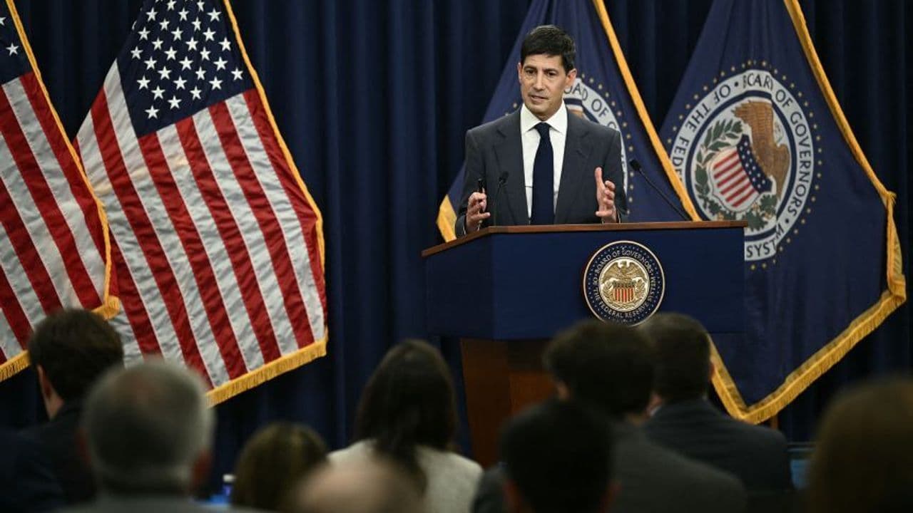 Fed’s Warsh Signals AI‑Driven Price Shock May Not Translate Into Sustained Inflation