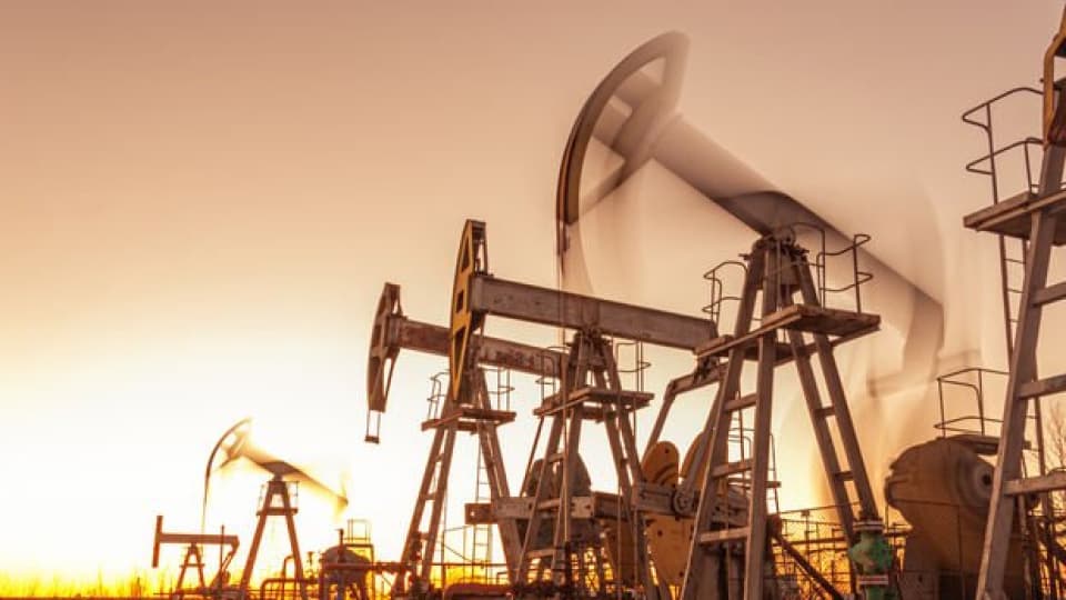 Petrol Fiyatları ABD-İran Gerilimiyle Yükseldi: Enerji Piyasalarına Etkisi