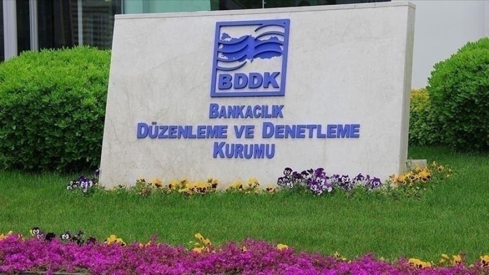 BDDK, Kalkınma ve Yatırım Bankalarının Kredi Sınırlarını Aşağı Çekti: Risk Yönetiminde Yeni Dönem