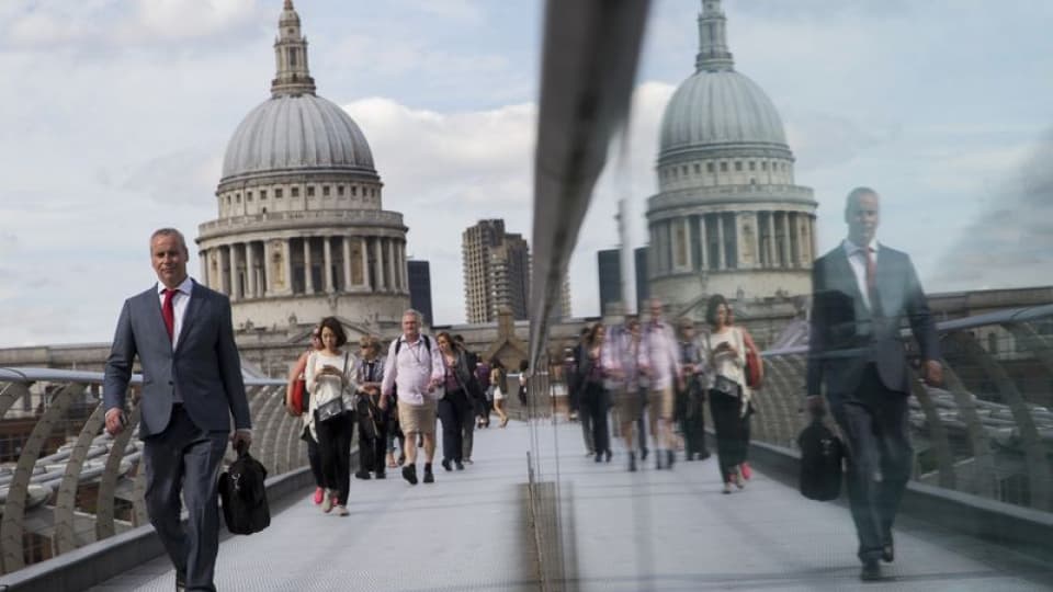 Londra’nın Beyaz Yakalı Göçü: 90 Bin Çalışanın Bölgesel Yeniden Dağılması