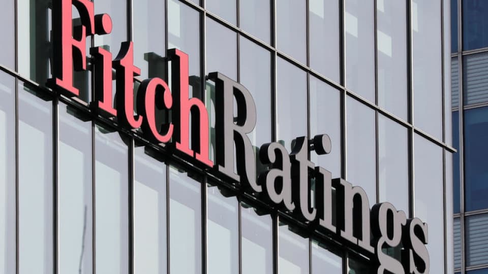 Fitch ABD'nin Notunu Teyit Etti Ancak Borç Sarmalı Alarm Veriyor