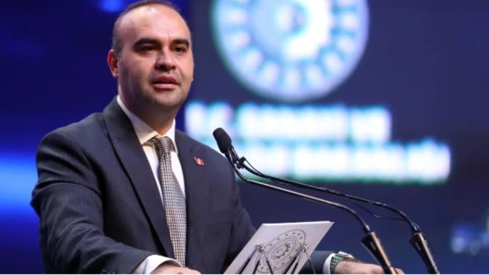 İmalat Sektörüne 250 Milyar Liralık Finansman Paketi: Kredi Şartları ve İşveren Avantajları