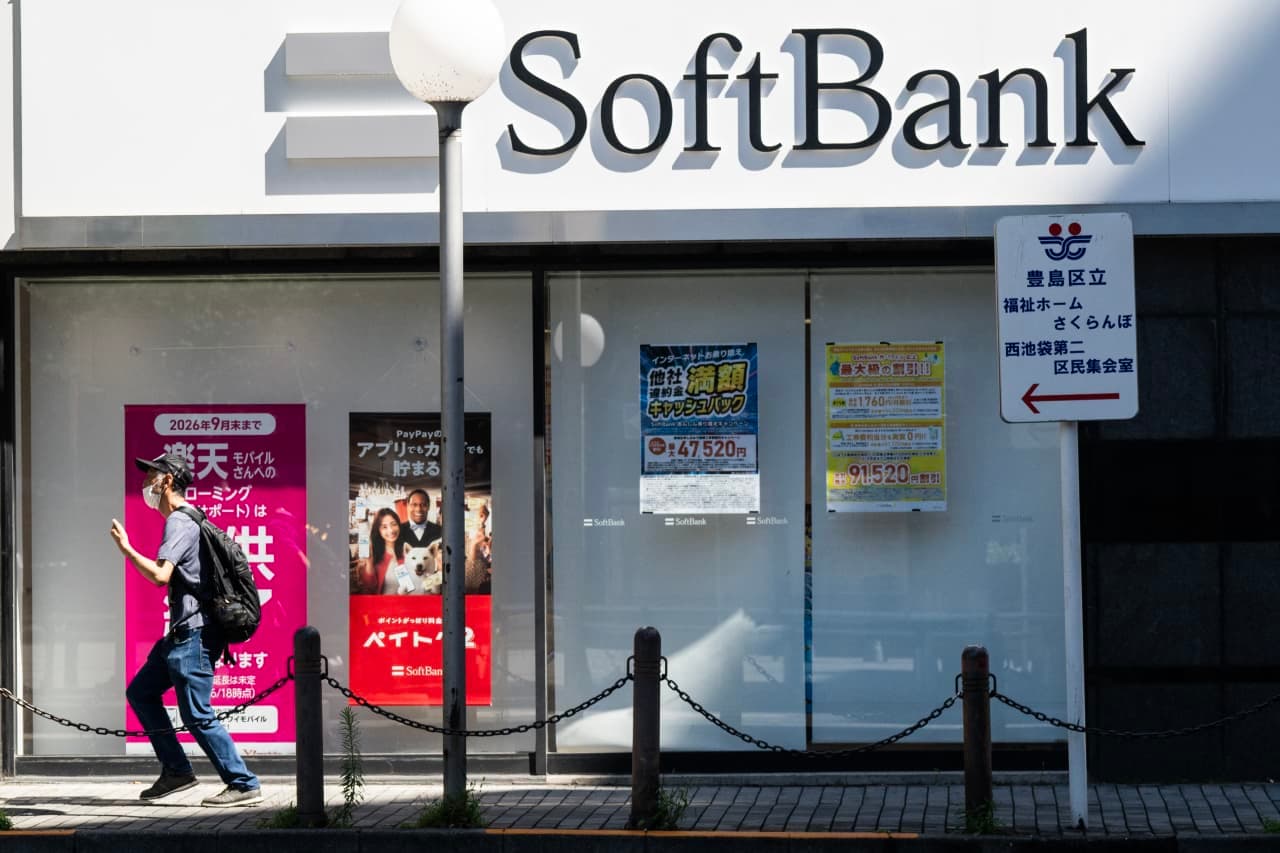 SoftBank'in Bekleneni Aşan Kazançları ve Intel Yatırımı: Hisse Performansı Nasıl Şekillendi?