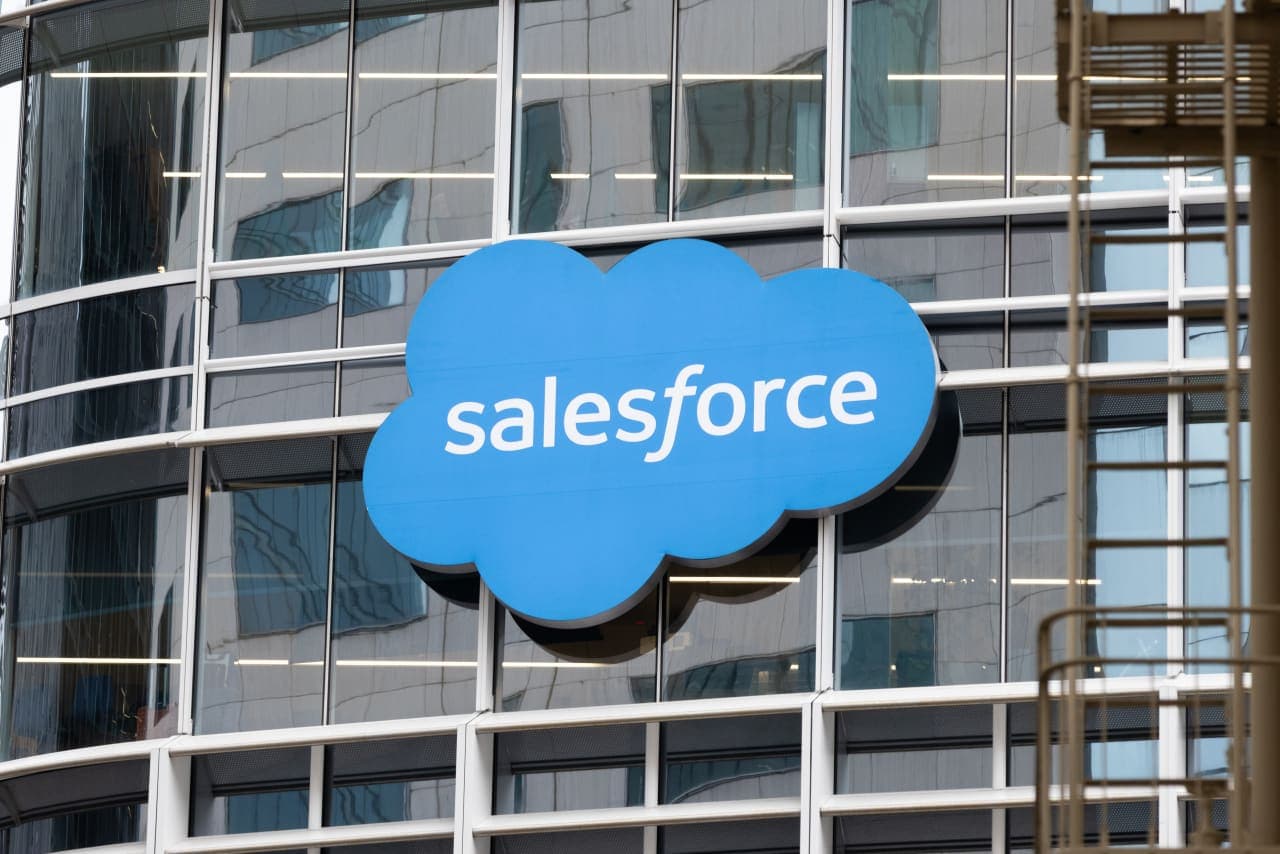 Evercore's Picks: 4 Software Stocks to Shine Through the Year