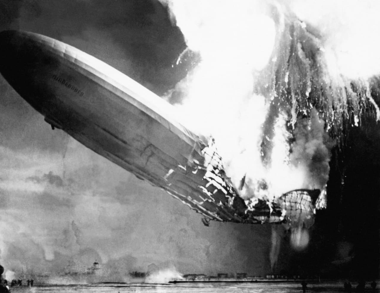 Hindenburg Omen: Çöküş Sinyali mi, Yoksa Yüzey Altında Bir Oyun mu?