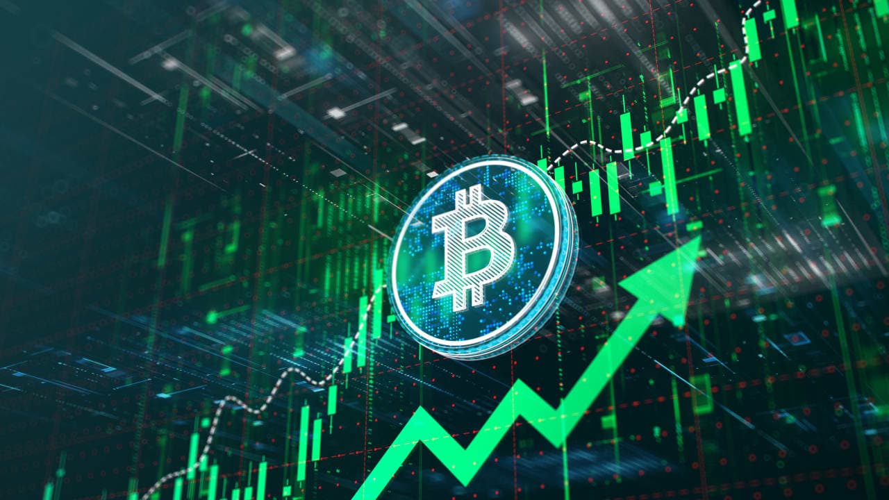 Bitcoin Could Top $300,000 by 2029: Analysts' Bold Forecast