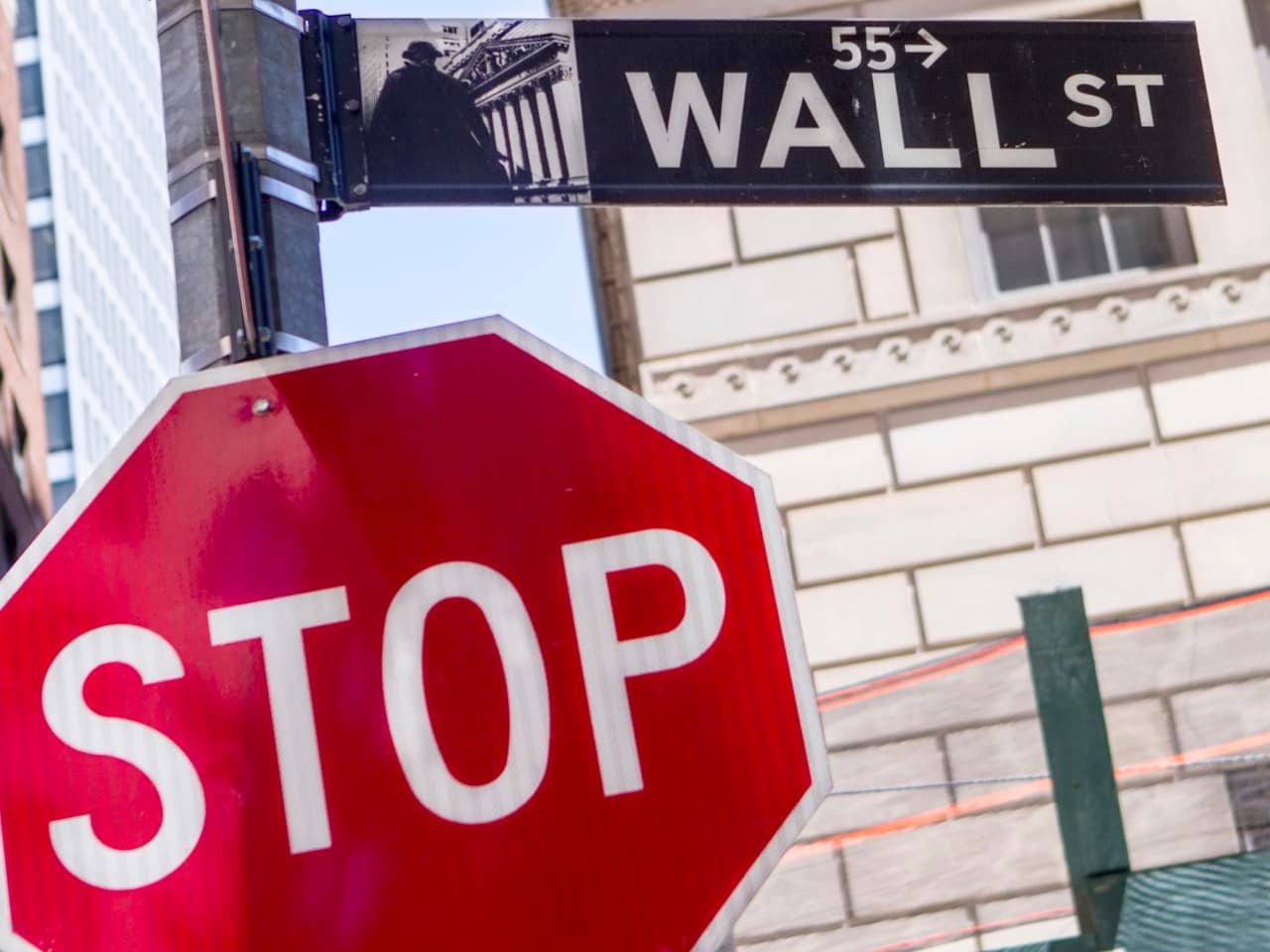 Dow Breaks Below Key 50-Day Average: What's Next for Markets?