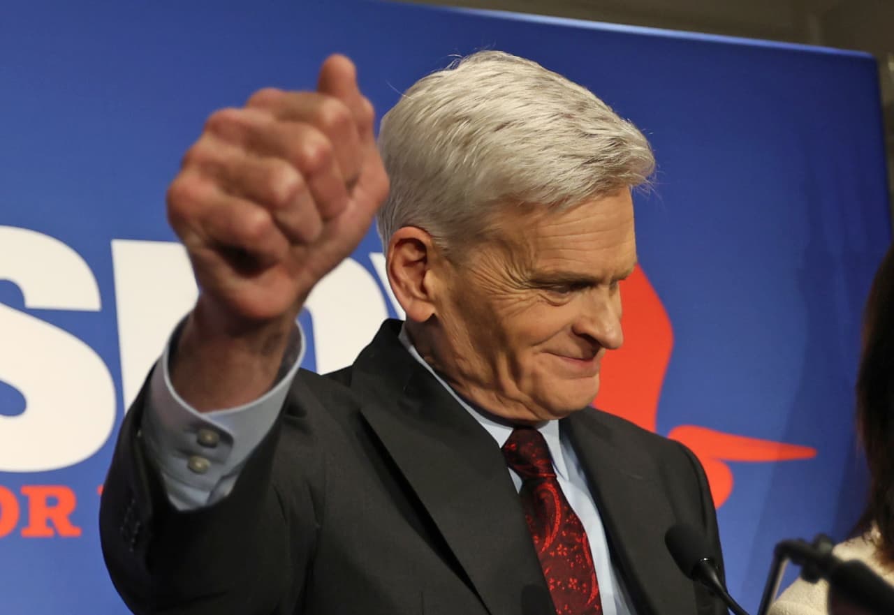 Social Security Overhaul: Senators’ New Strategy and Its Market Implications