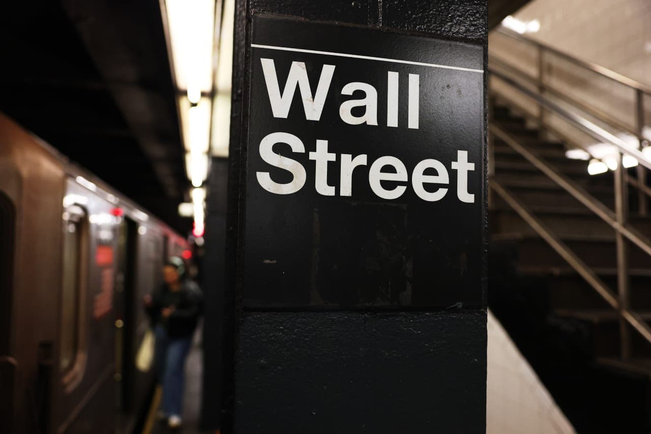 Stock Rally Fuels Equity Optimism, Credit Markets Remain Wary