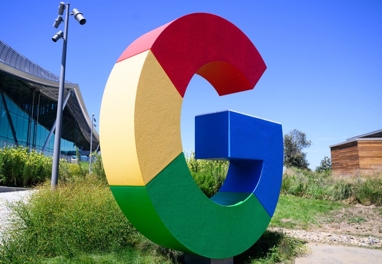 The Gemini Gap: Alphabet Struggles to Maintain AI Dominance