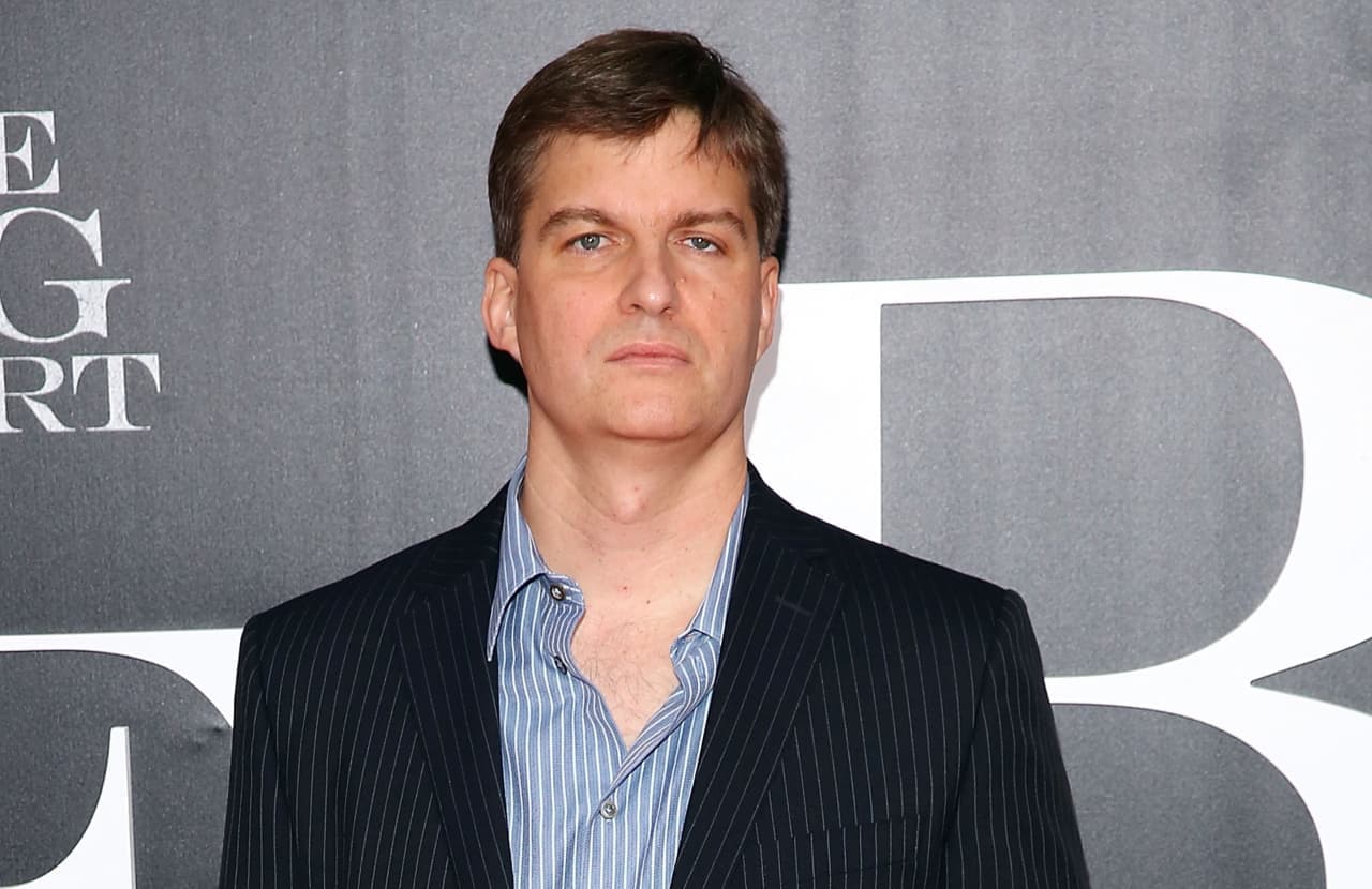 S&P 500 Hits New Record: Michael Burry Warns of 1987‑Style Crash