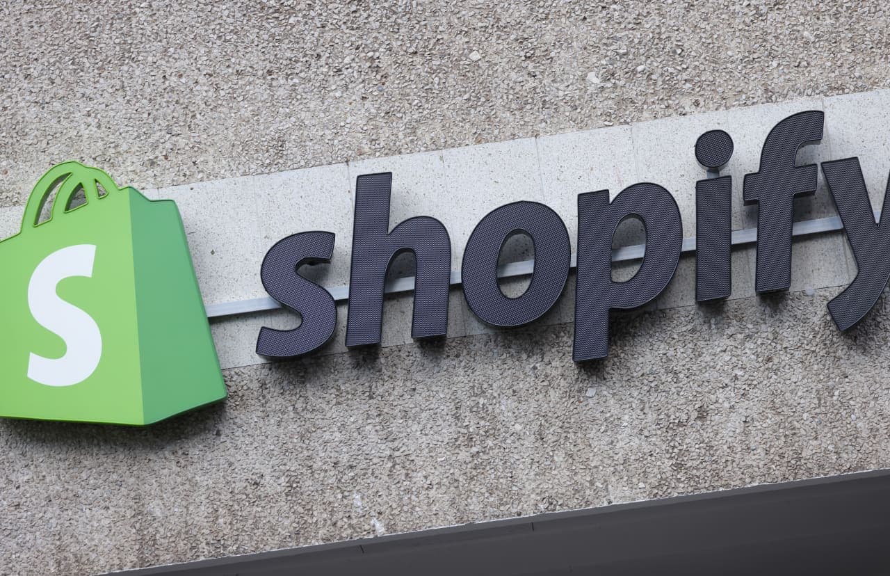 Shopify Stock Poised for Year’s Best Day as Growth Trajectory Becomes Crystal Clear