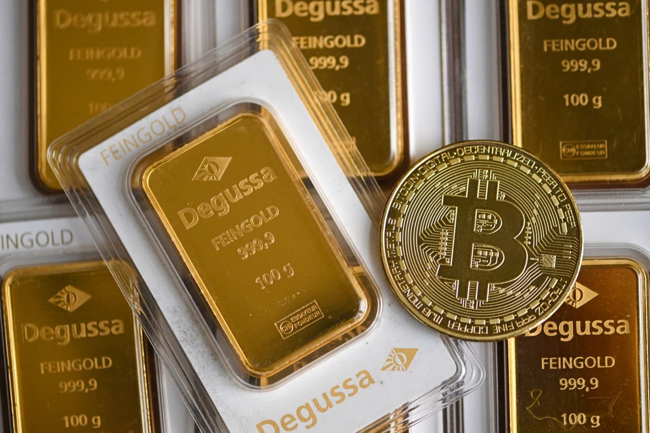 Treasury's Bond Buyback Surge Propels Gold and Bitcoin Higher