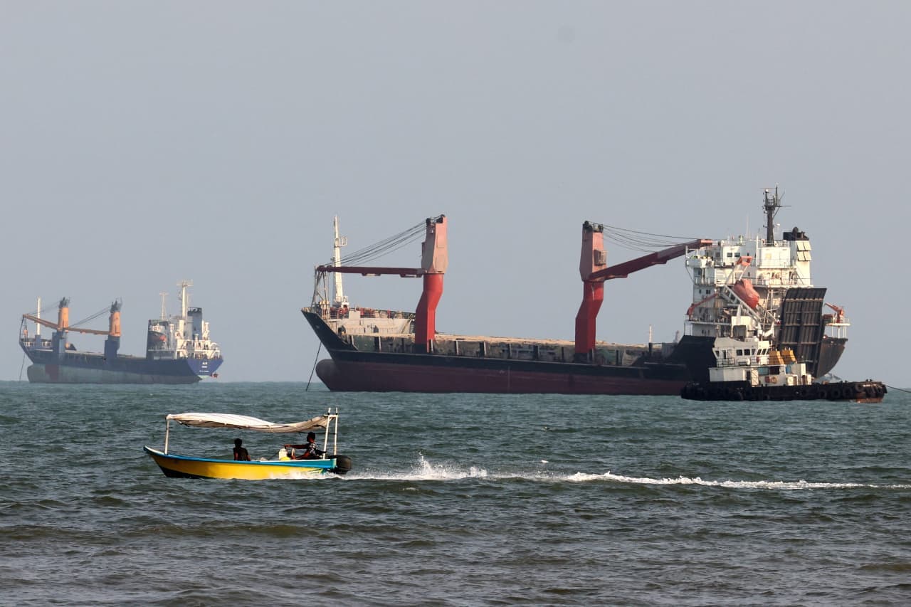 Tankers Clash in the Strait of Hormuz: A Shock that Shortens Energy Markets