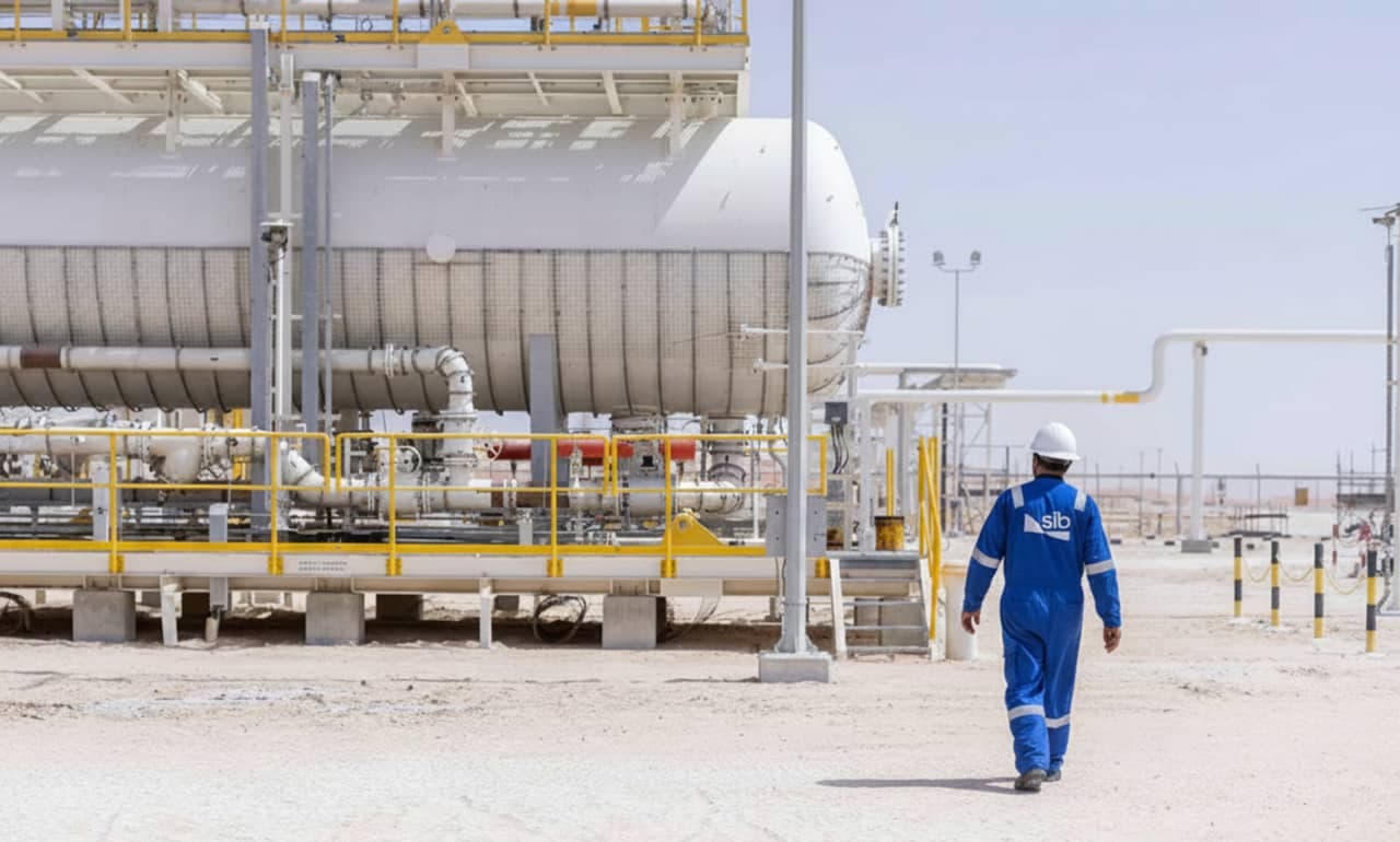 Energy Giant's Data Center Pivot Amid Iran Conflict and AI Market Surge