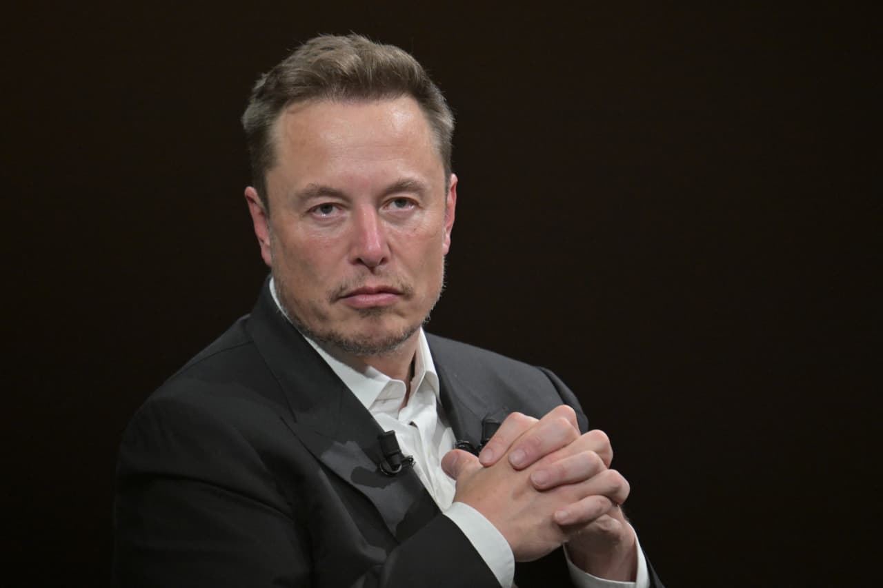 SpaceX Hisse Senedi Halka Arz Fiyatının Altına İndi: 800 Milyar Dolarlık Değer Kaybı