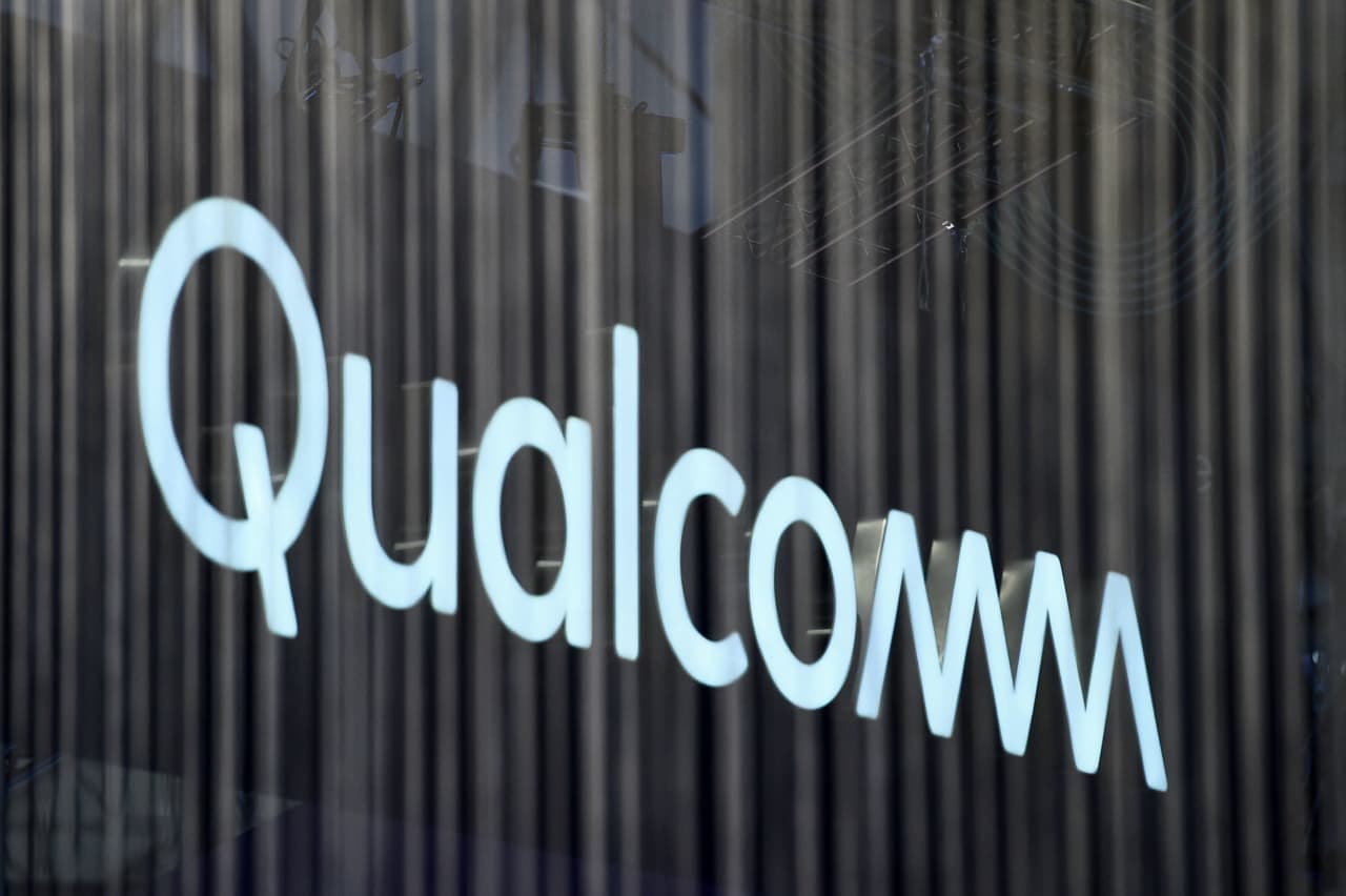 Qualcomm’s Memory Meltdown: Stock Slumps Amid Earnings Shortfall