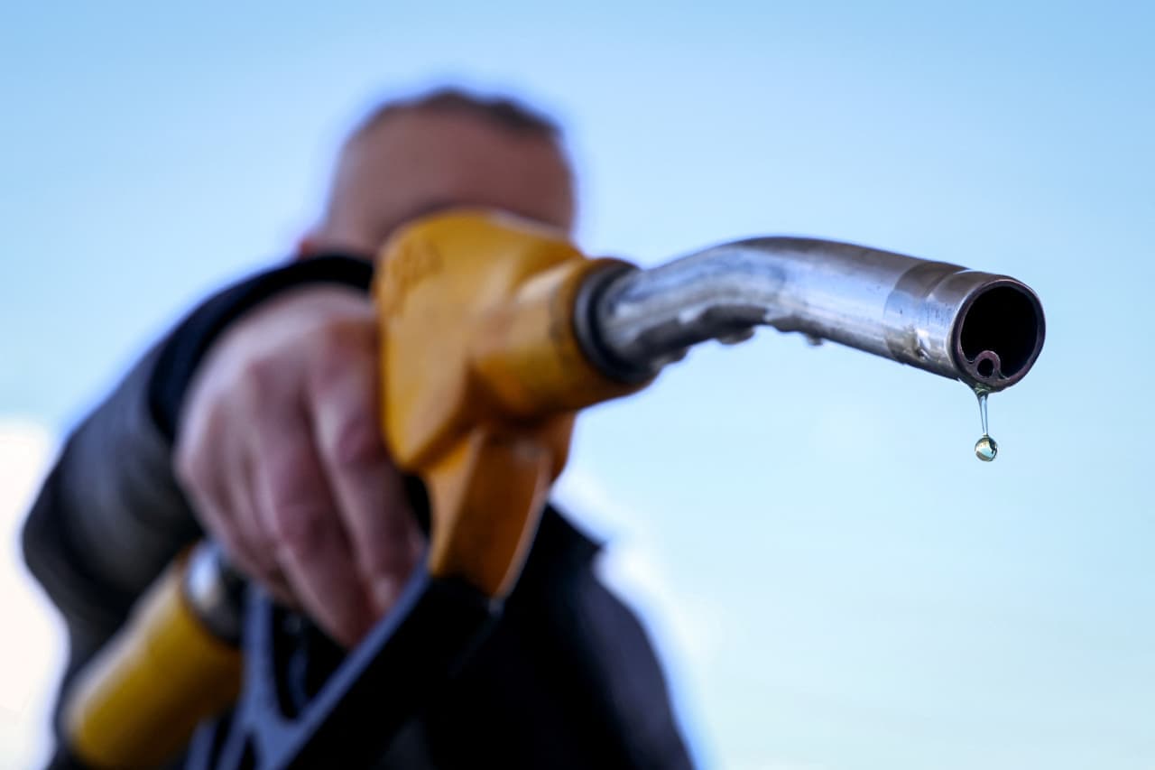 Ham Petrol Düşerken Akaryakıt Neden Yükseliyor? Wall Street'in Enerji Tuzağı
