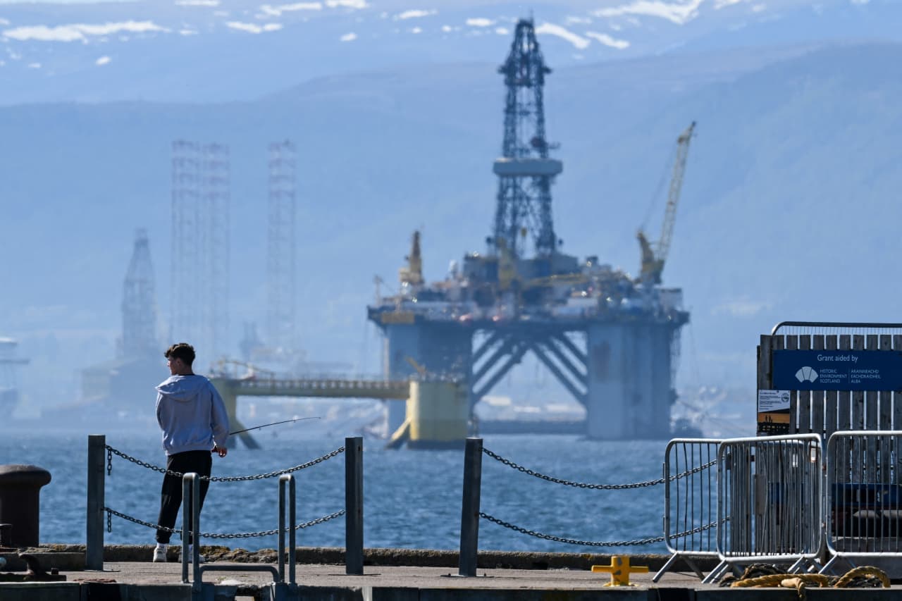 The Energy Valuation Paradox: Hidden Opportunities Beyond the Rally