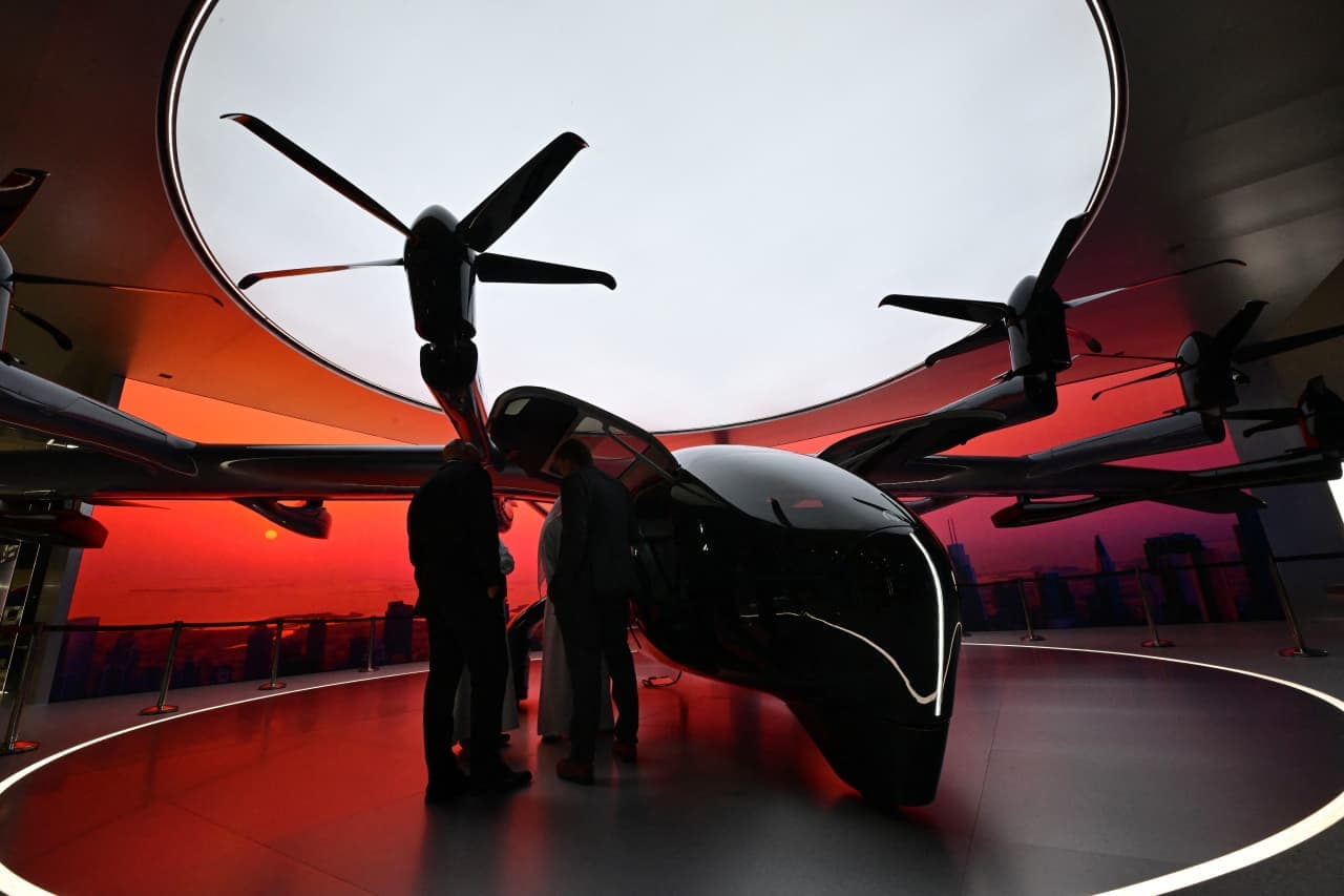 Archer Aviation Acquires Three Boeing Units – Stock Valuation and Market Outlook