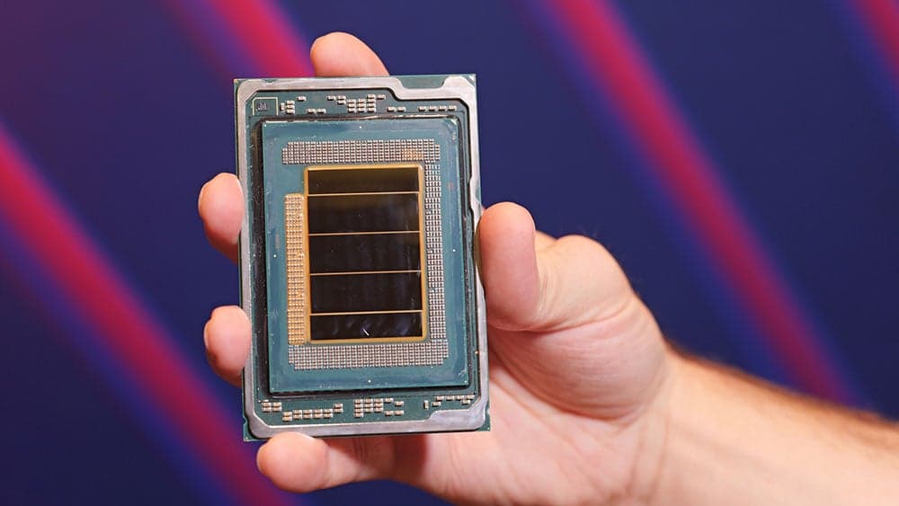 Intel Shares Surge as Chipmaker Scores Unexpected Q2 Victory