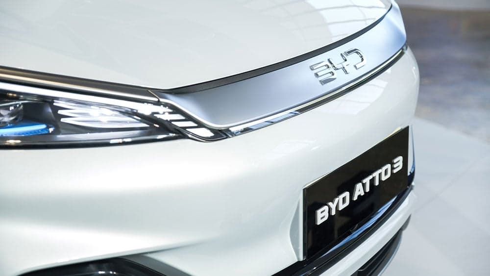 BYD's Overseas Surge: Flash Charging Fuels Rapid Growth