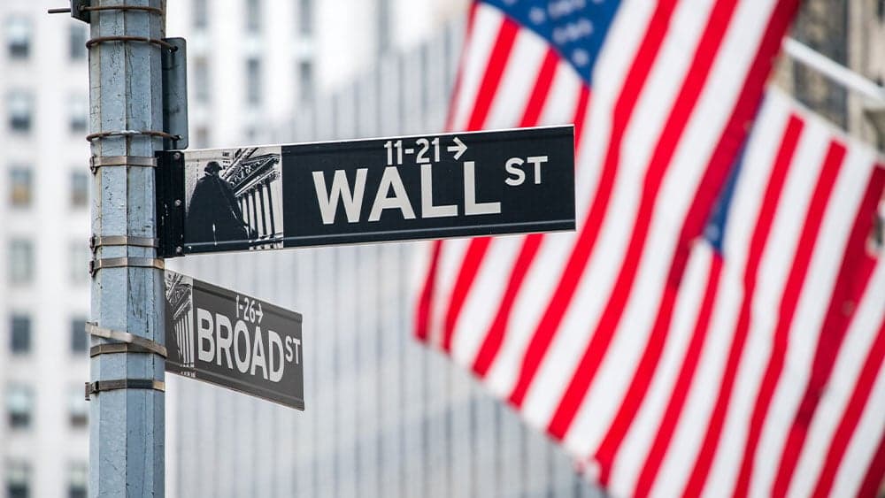 Tech Tsunami on Wall Street: Dow Jones Records Historic 650-Point Surge