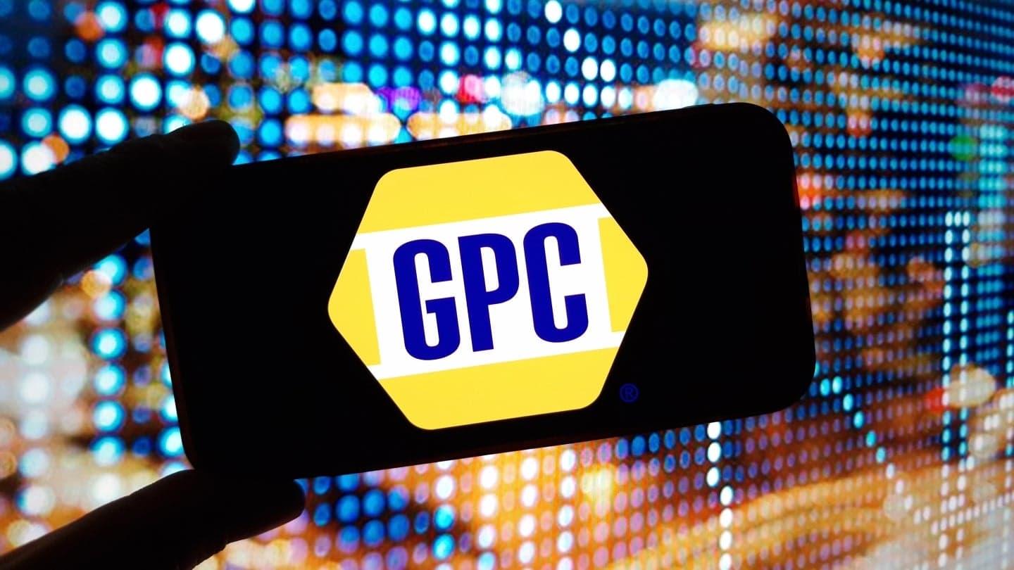 Genuine Parts Q2 Sales Rise 6% While EPS Guidance Slashed