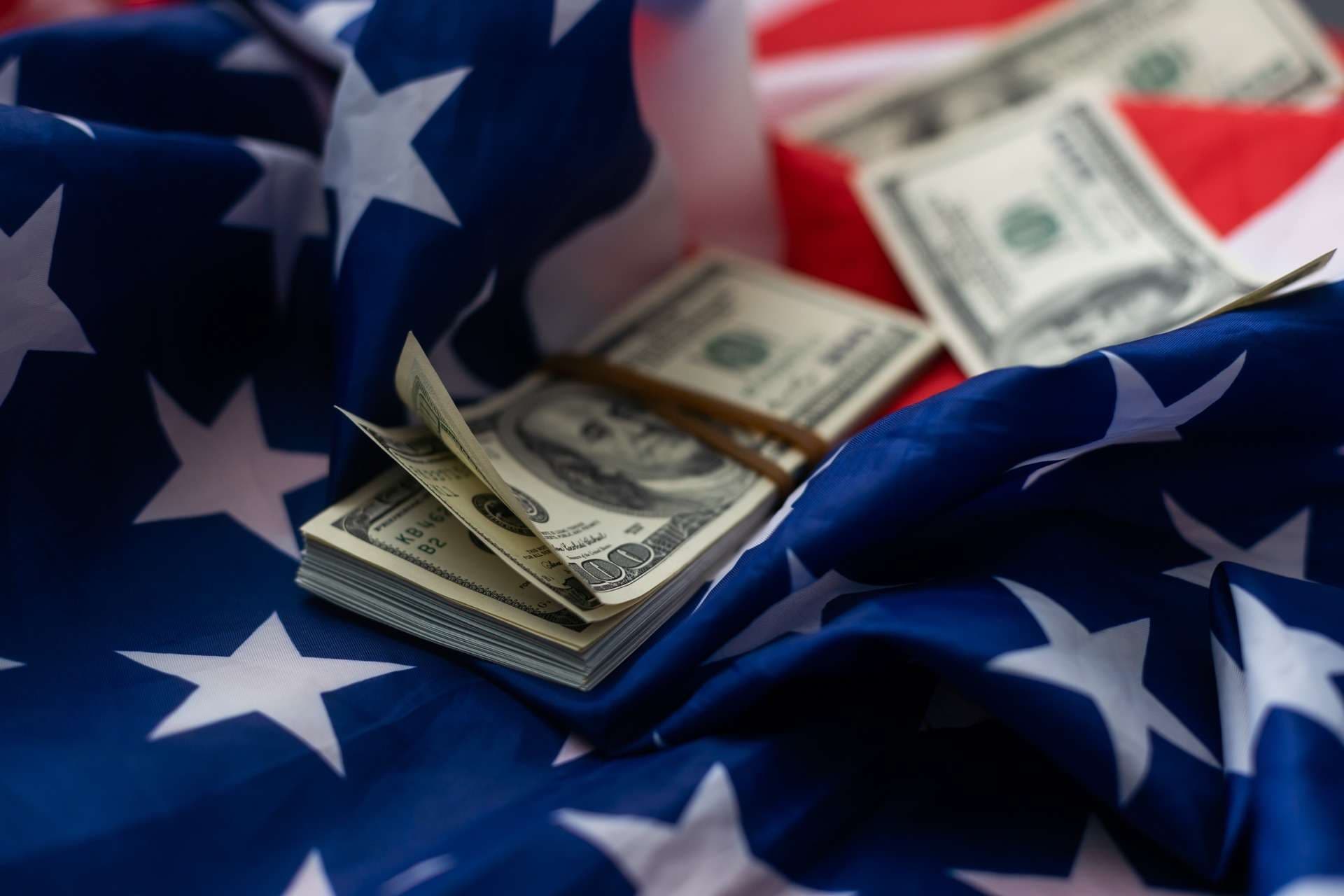 U.S. Employment Report Set to Jolt the Dollar: Critical Threshold Revealed