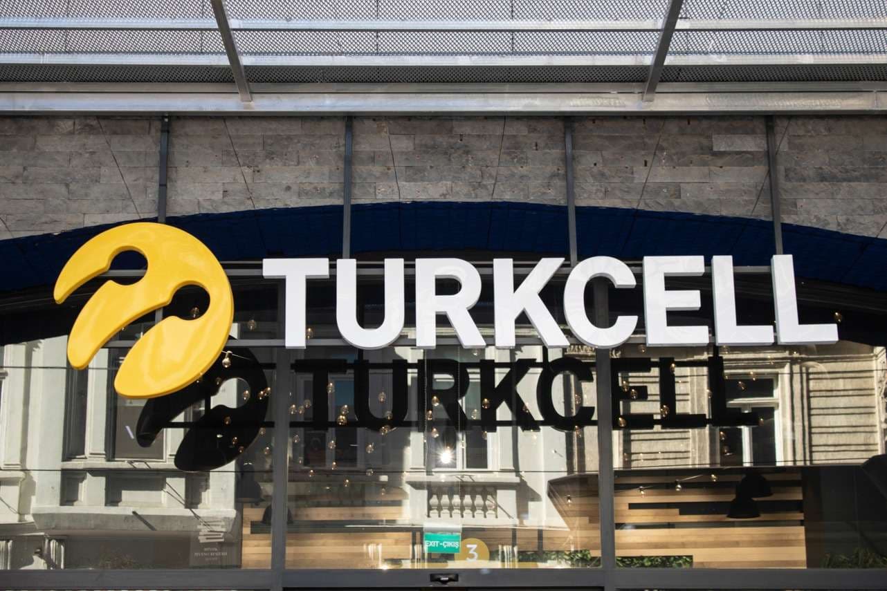 Turkcell Surpasses 40 Million Mobile Subscribers: Where Are Commercial Loans Heading?