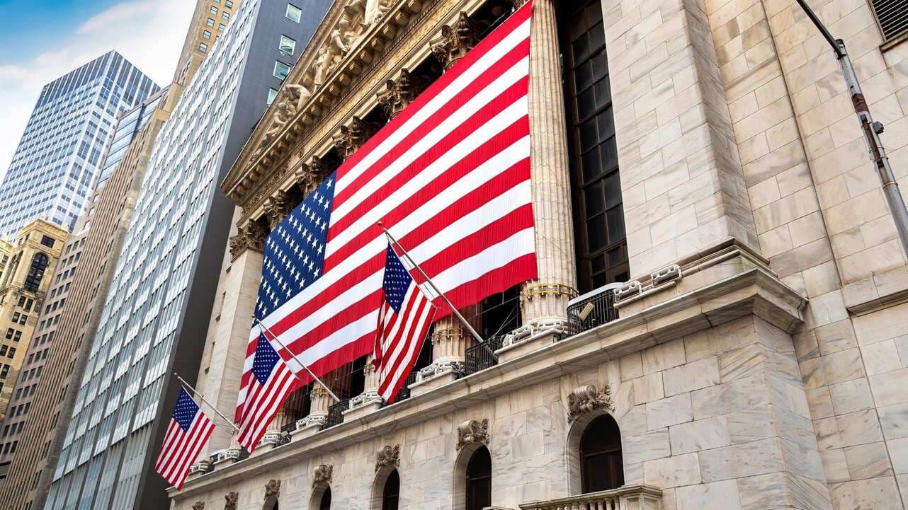 New York Borsasında Güne Karışık Başlangıç: Piyasa Analizi ve Gelecek Beklentisi