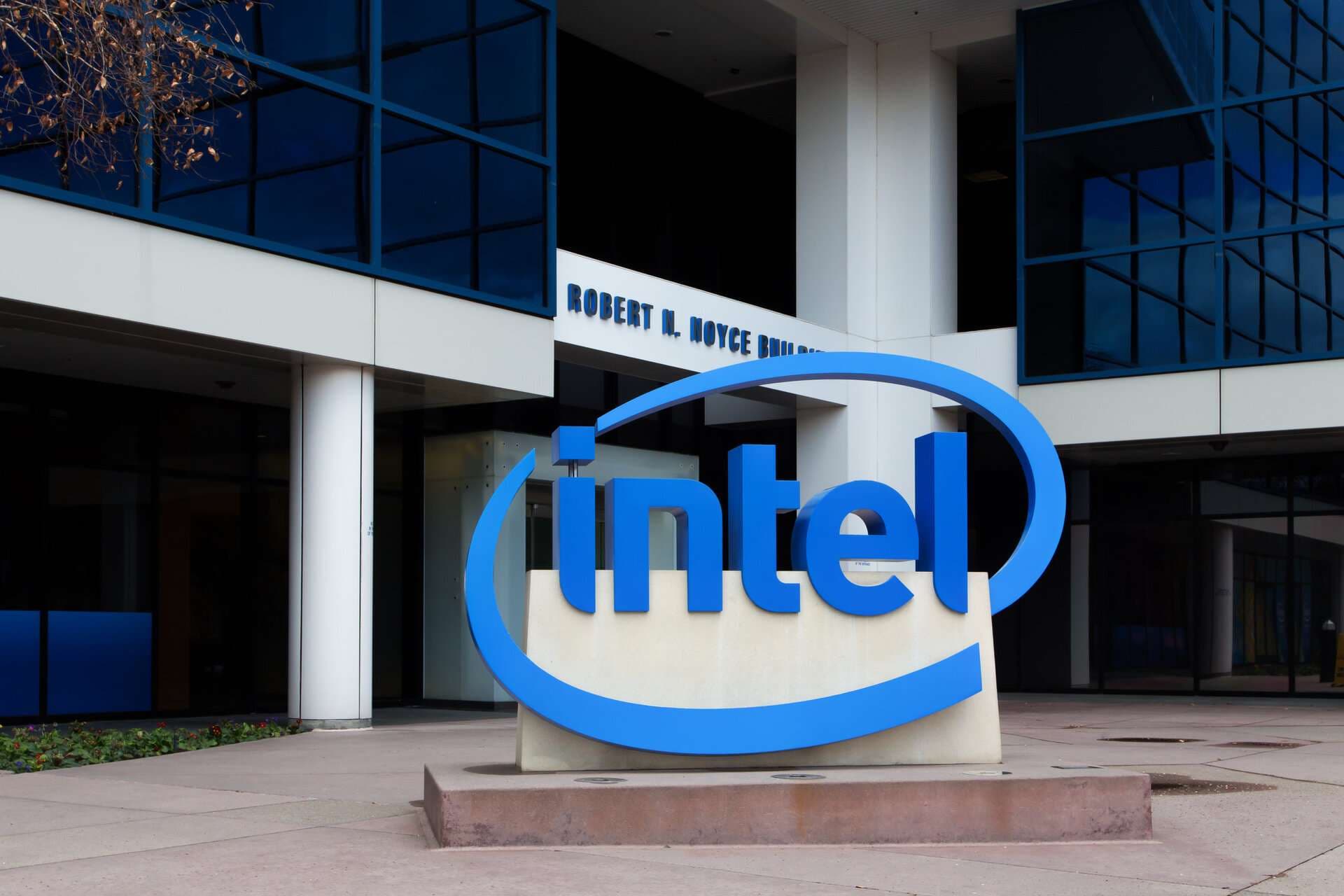 Intel’in Kar Sıra Dışı Artışı Çip Piyasasını Sarsıyor