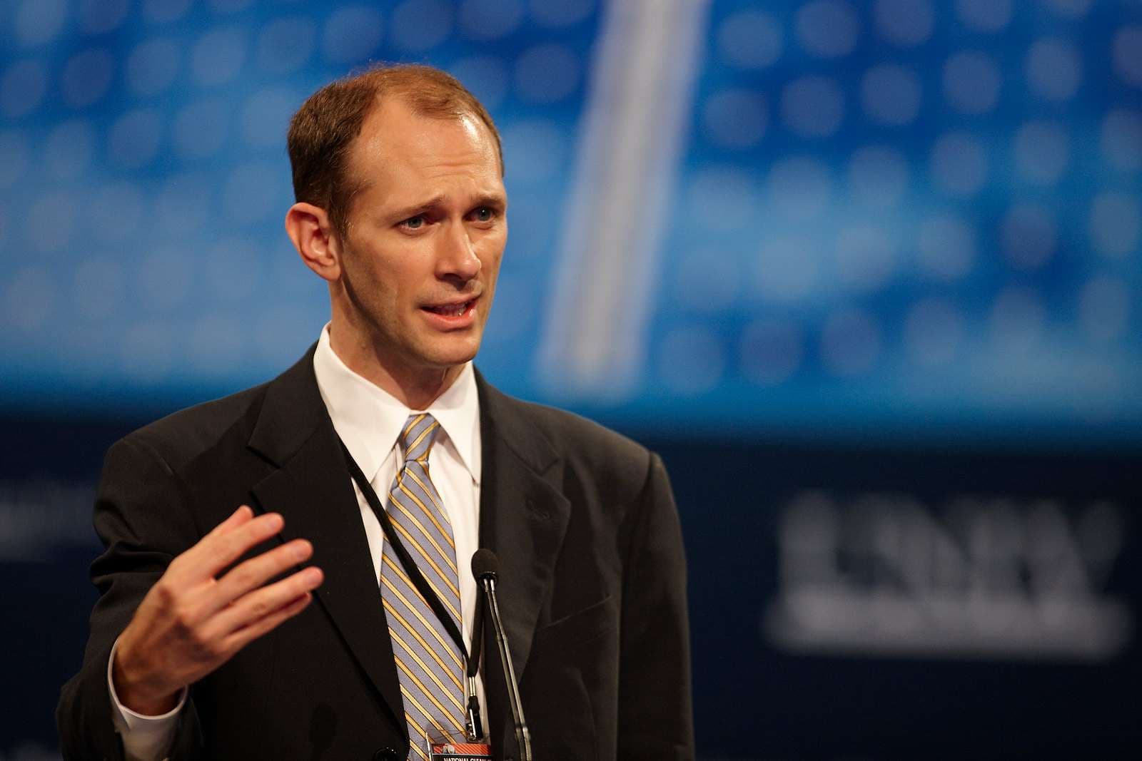 Goolsbee Warns: Inflation Control Lost, Short‑Term Risk Looms