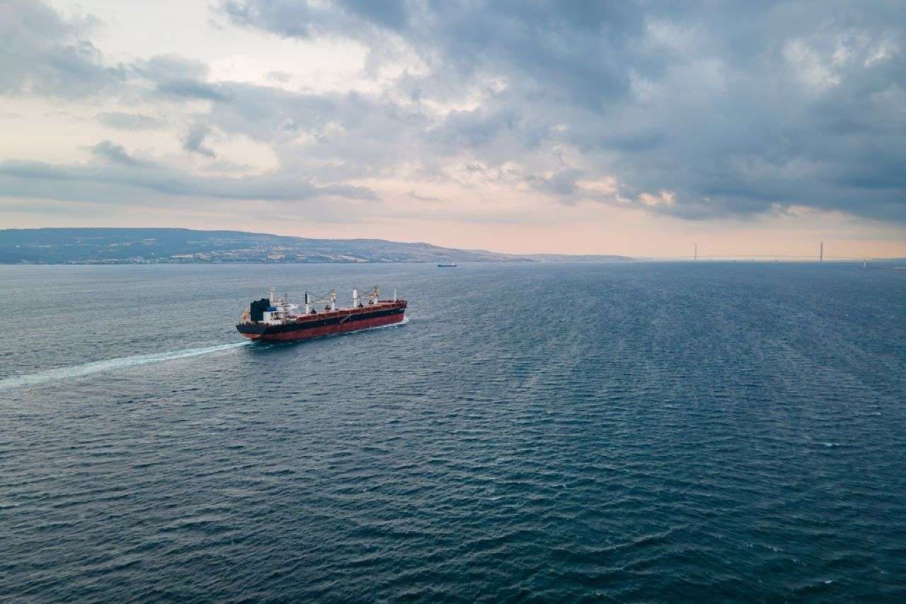 Hormuz Boğazı’nda Gemİ Trafiği Düşüşü: Piyasalara Ne Anlam Taşıyor?