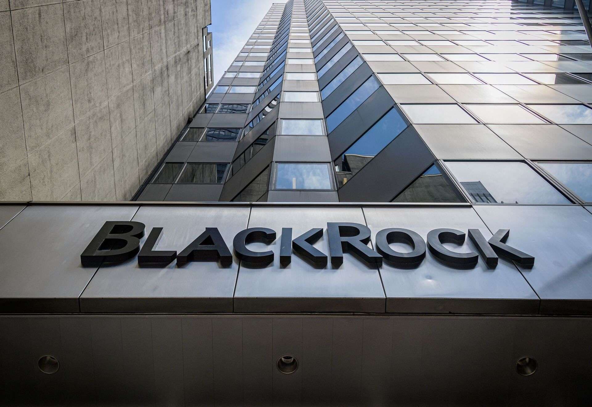 BlackRock: 2026's Investment Signals and Market's Future