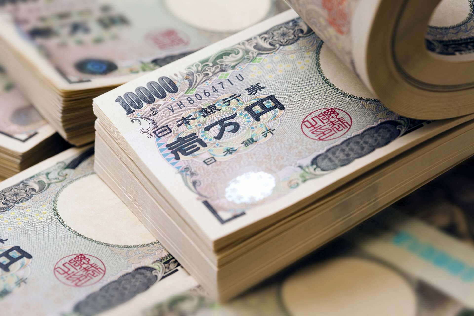 Japan's Intervention Signals in Foreign Exchange Markets: Where Is It Moving the Turkish Lira?