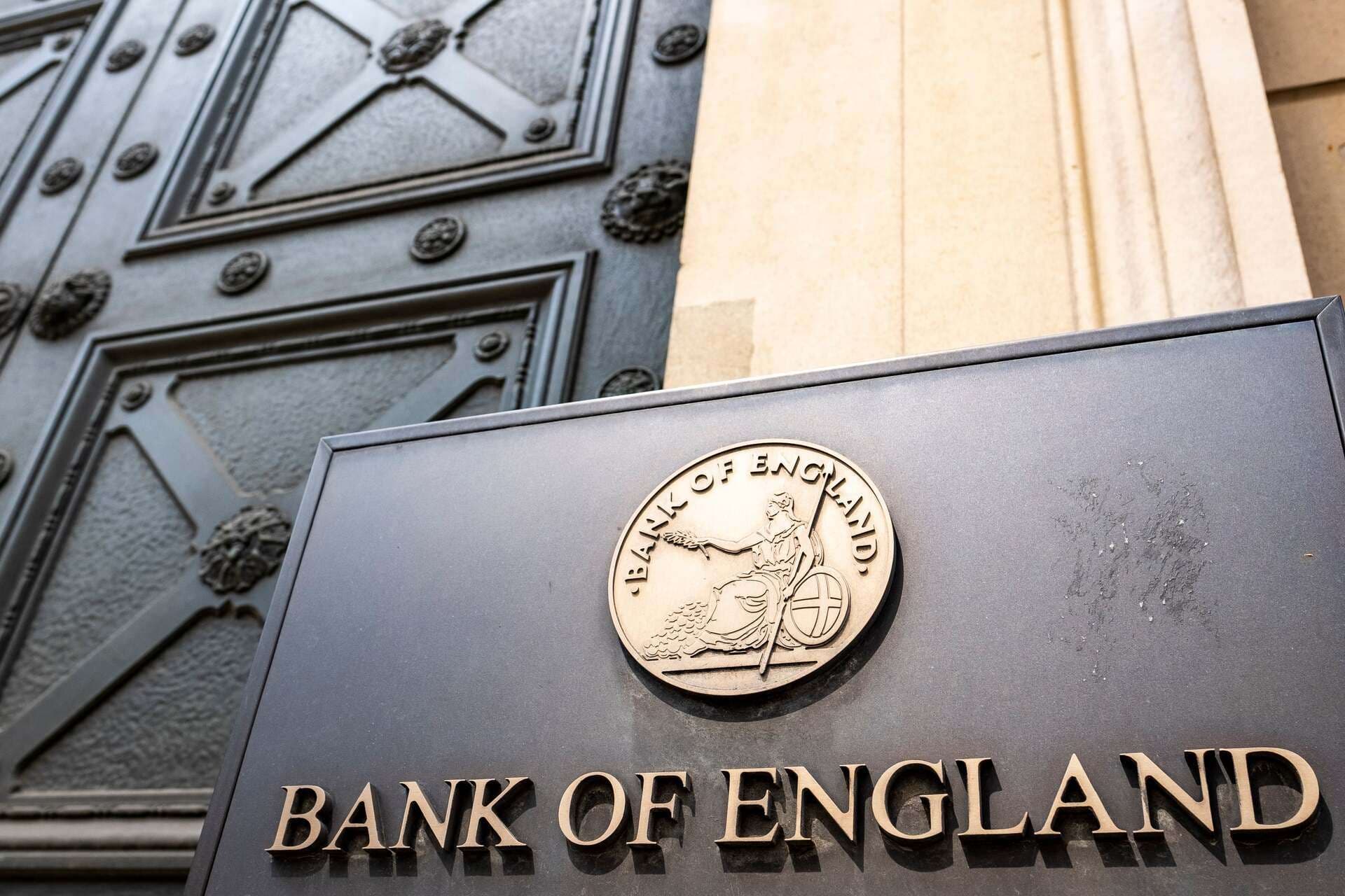 BoA Öngörüsü: İngiltere Merkez Bankası 2026'da Faizi %3,75'te Tutabilir
