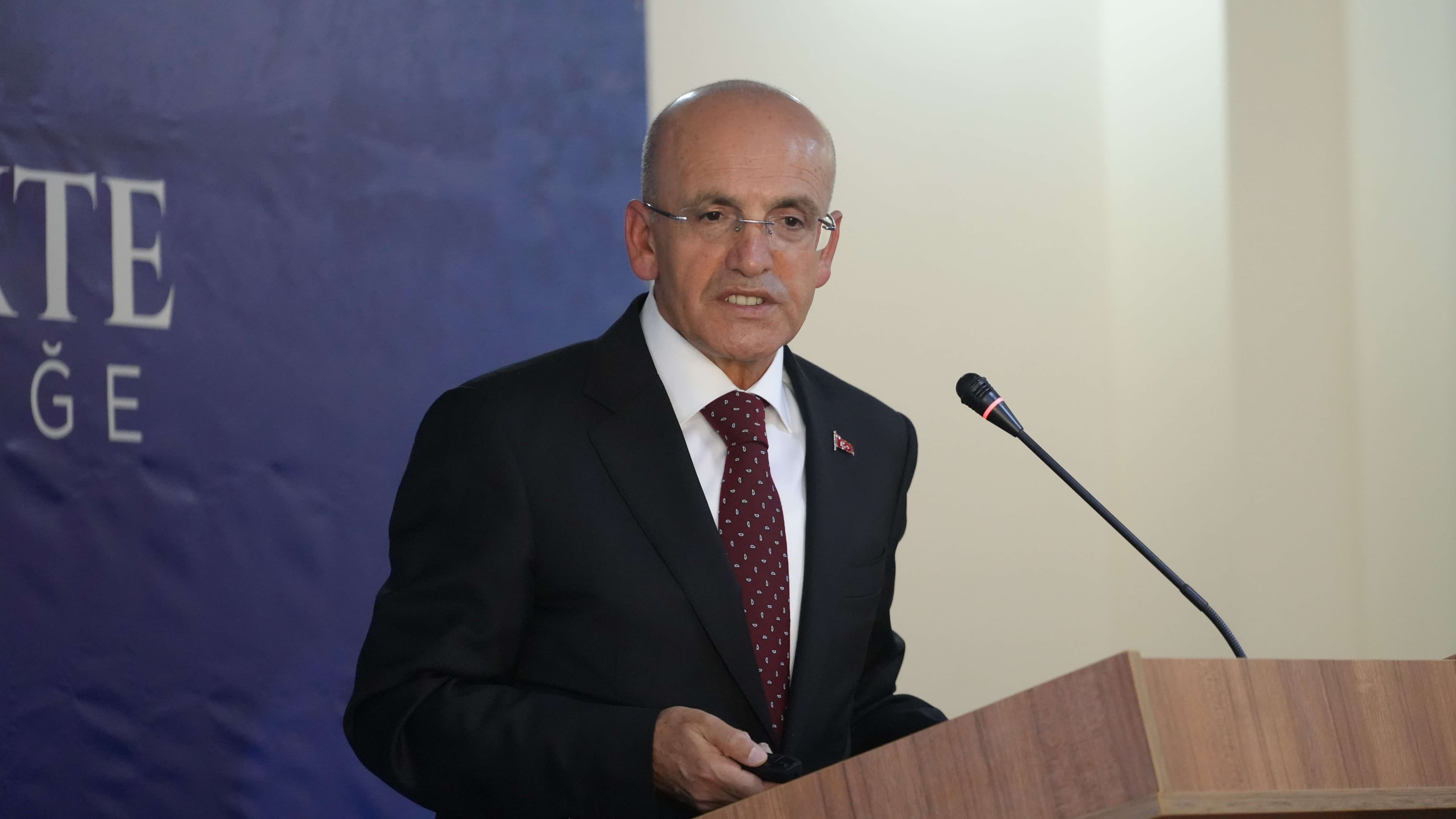 Şimşek Forecasts Current Account Deficit Contraction to 2.3% in Q2