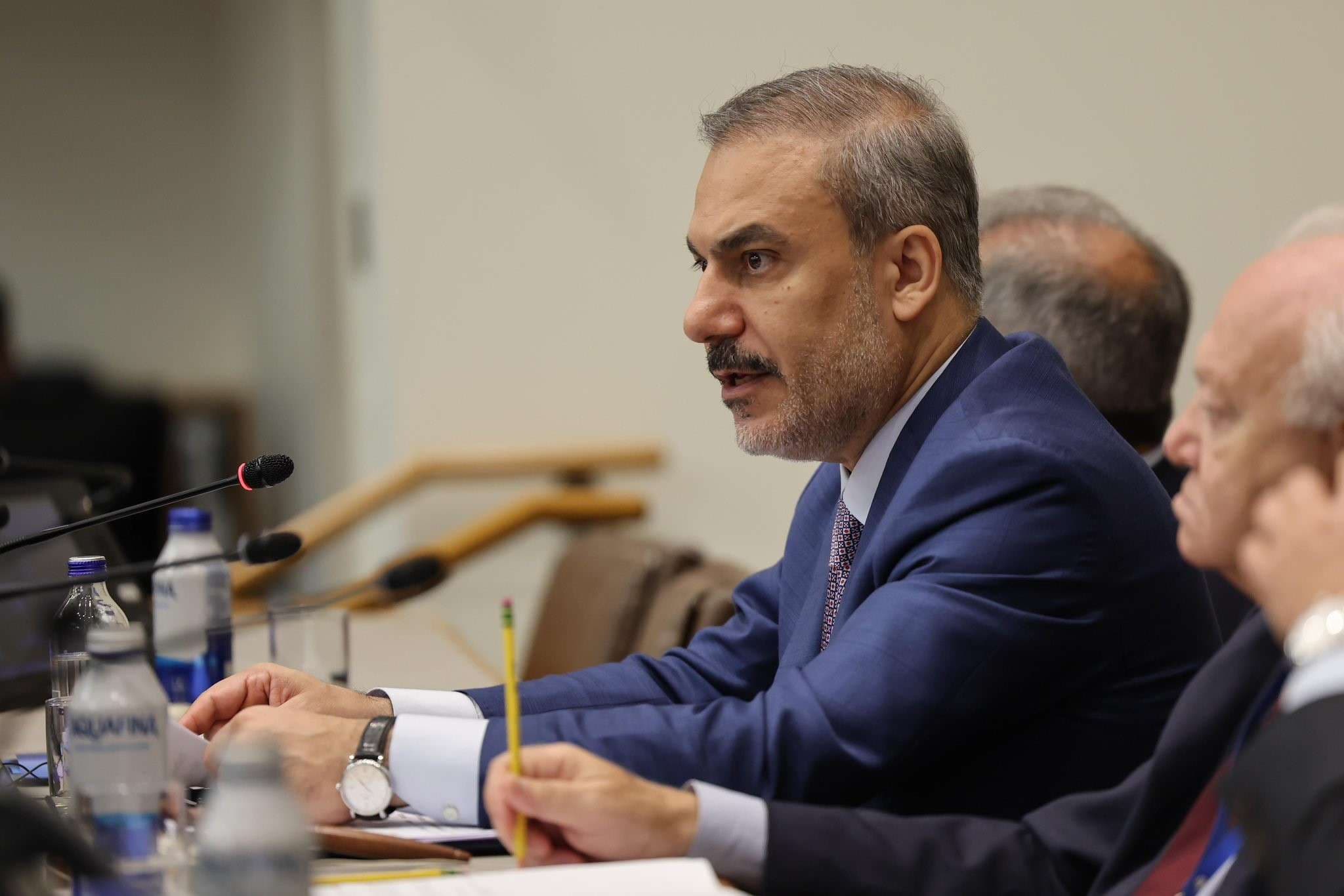 US-Iran Communication Gaps in Hormuz Strait: Energy Markets Face New Uncertainty Period?