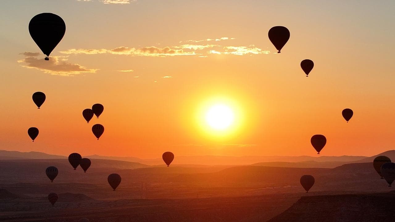 Kapadokya's Stunning Sunset: The New Star of Tourism Markets