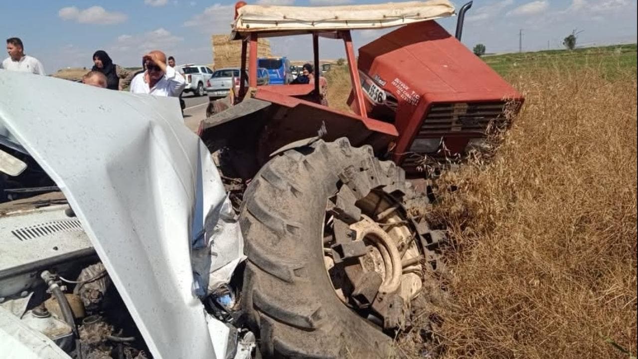 Çankırı Traktör Kazası: Yolcu Otomobilindeki 3 Kişinin Ölümü ve Yatırımcılar İçin Önemli Sorular