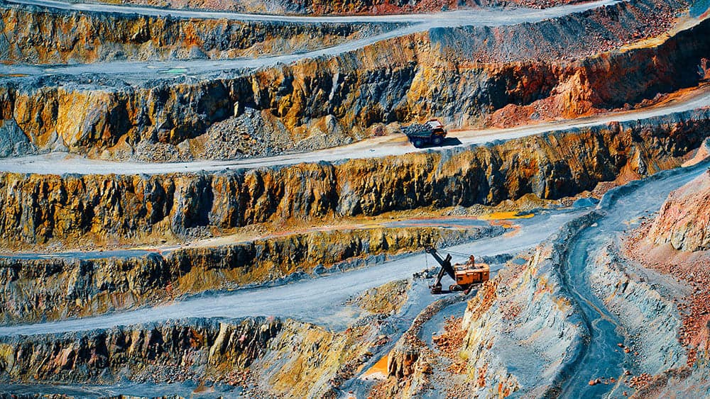 Copper’s Hot Surge: Supply Crunch Meets Electrification Boom